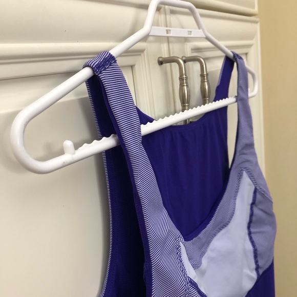 Lululemon Run: Ta Ta Topper women’s tank top - Picture 4 of 13